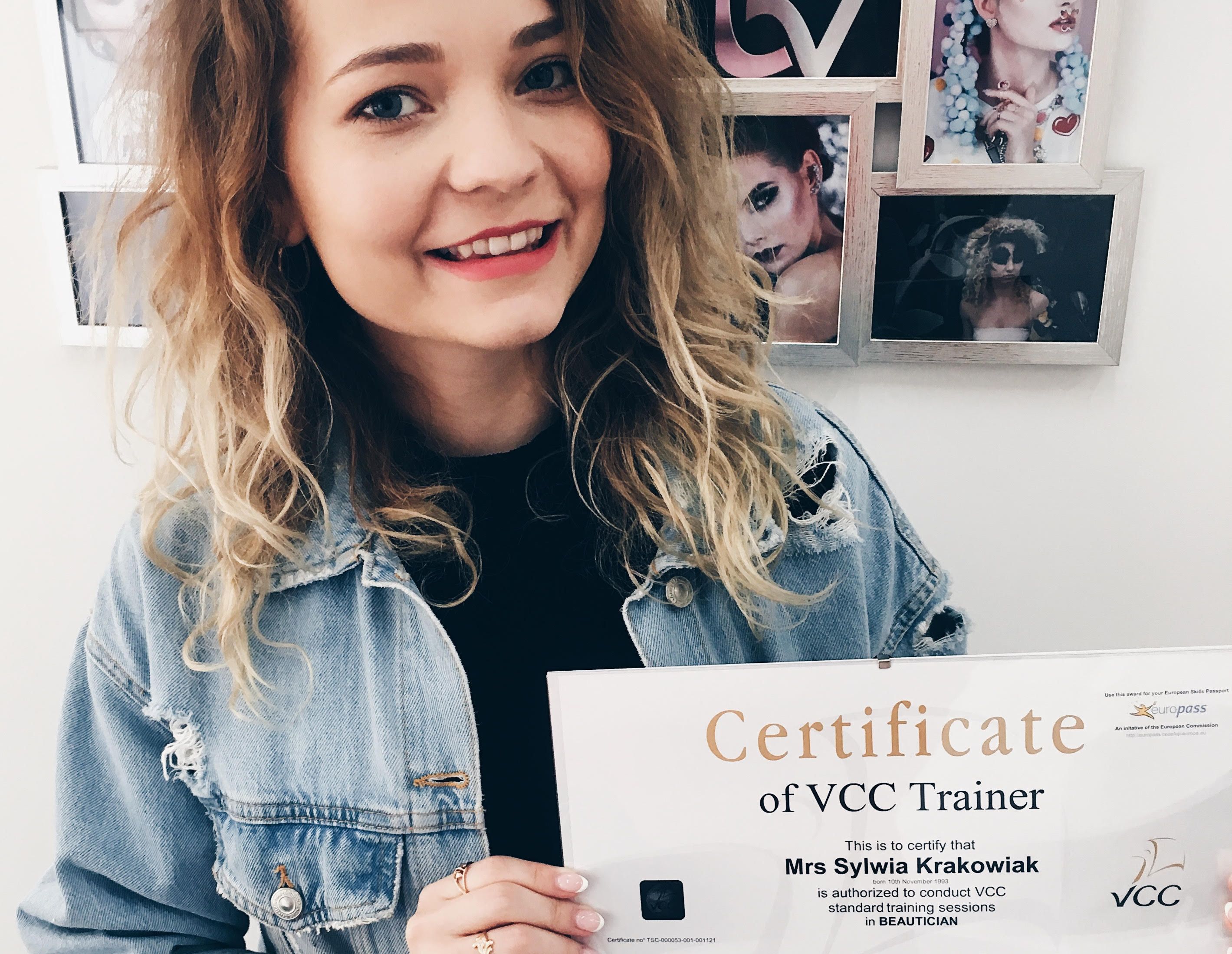 Certyfikacja VCC Mazowsze Szkolenie pracownik usług kosmetycznych